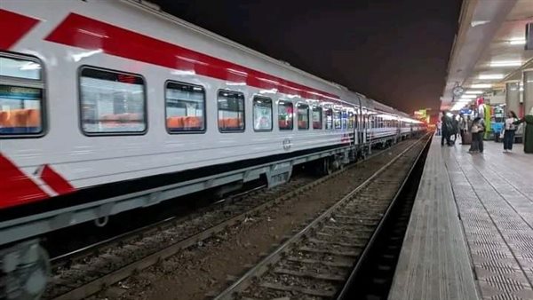 تعيد طباعة تذاكر القطارات.. سكك حديد مصر توقف البيع في فوري وتتخذ الإجراءات القانونية